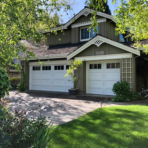 house with new garage